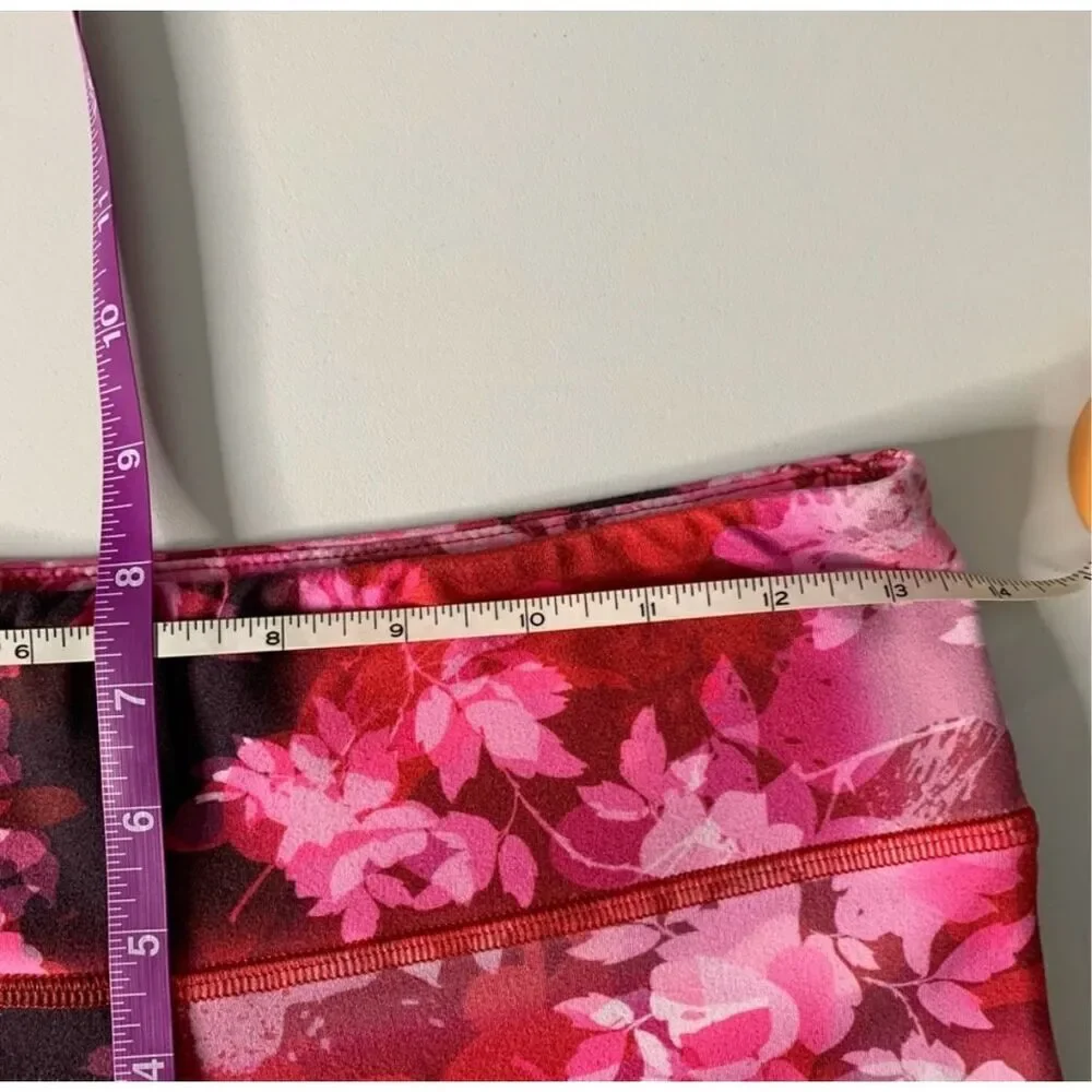 Fleo Rose Camo 3.25 short size small excellent condition